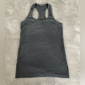 Lululemon Swiftly Tech Racerback Tank Top 2.0.  Gray. Size 4
